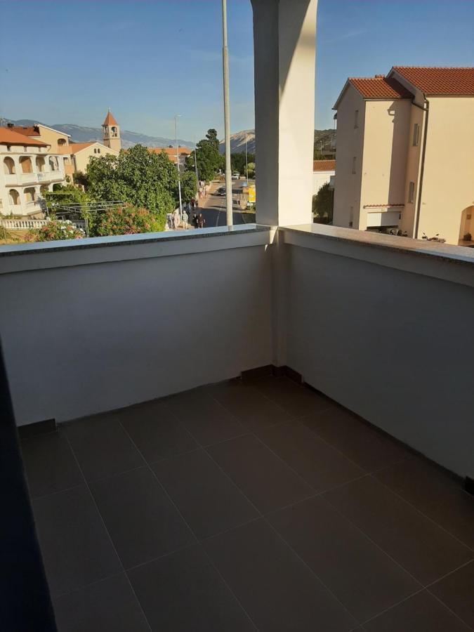 Apartman Mate Lopar Buitenkant foto